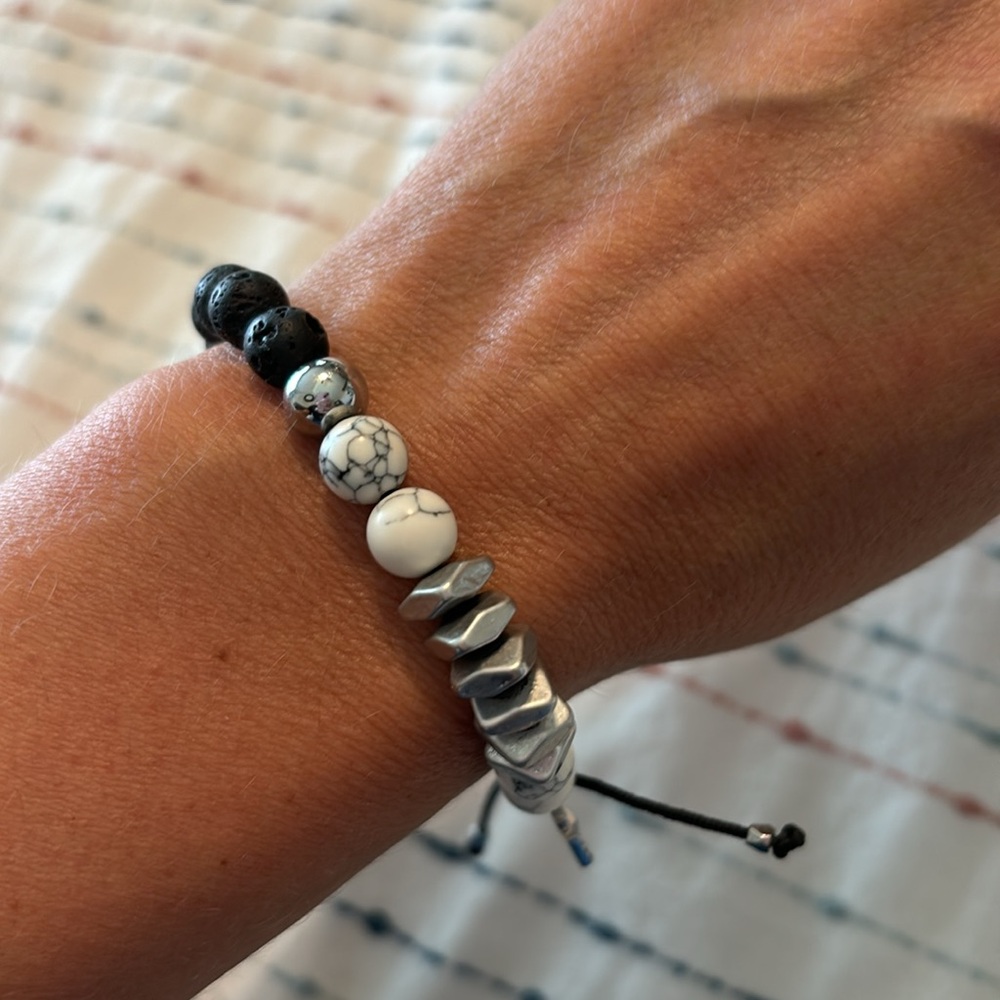 Keep Collective Essential Oils Diffuser Bracelet - image 2